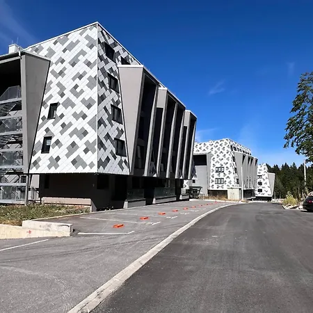 Apartamento Forest - *